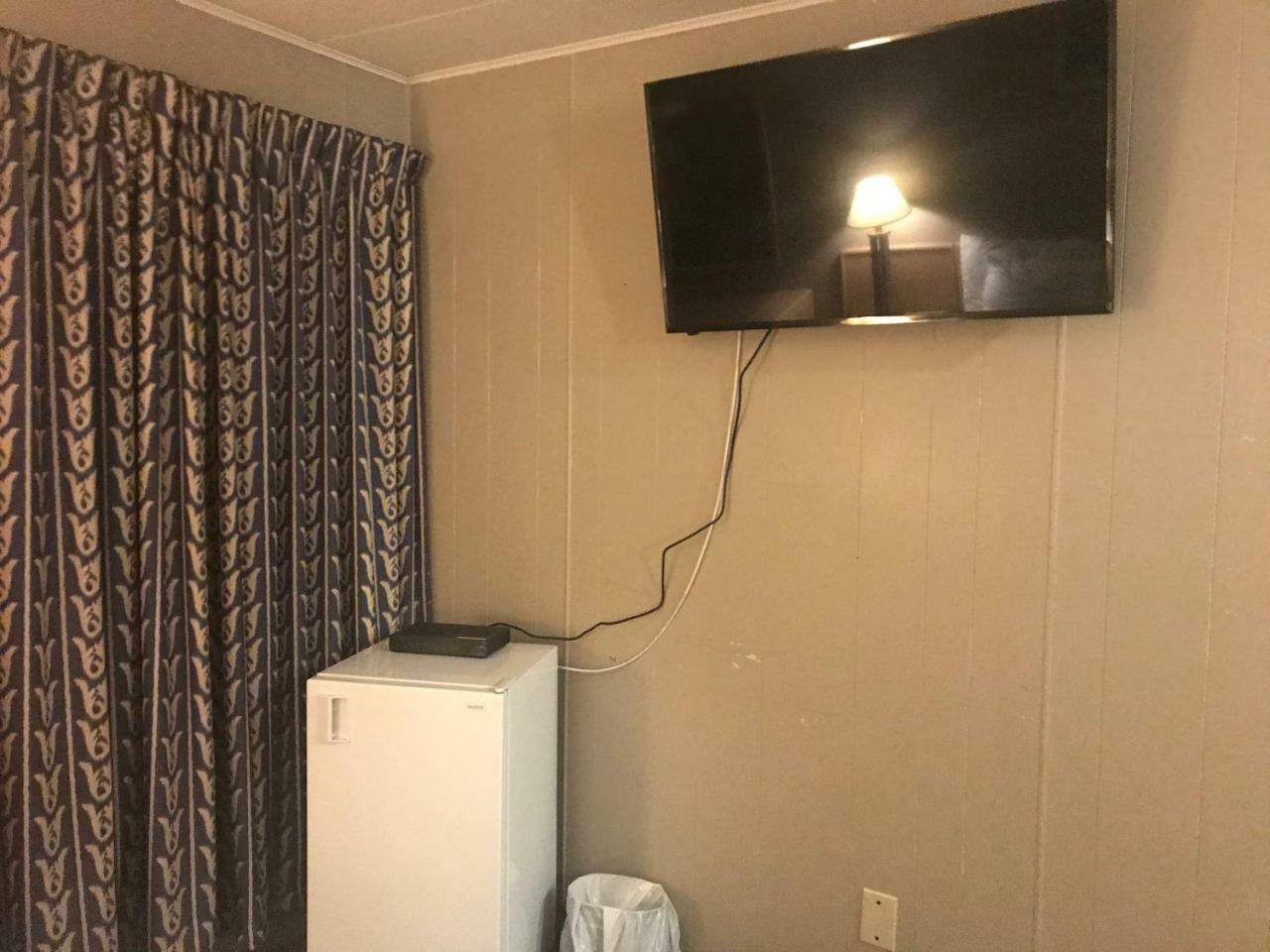 Oasis Hotel キャッシュ・クリーク エクステリア 写真